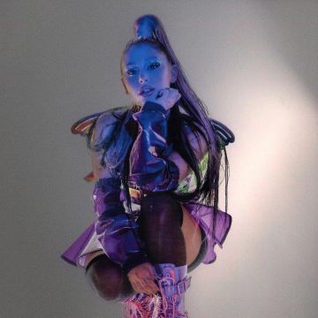 El atuendo que lució Ariana Grande para su gira Rain on Me