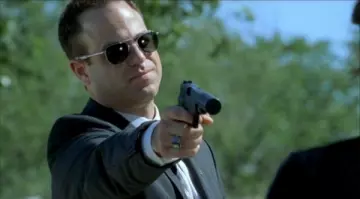 La chevalière US Army de Paul Kellerman (Paul Adelstein) dans Prison Break S02E10