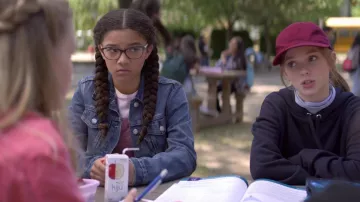 Denim jacket worn by Mary Anne Spier (Malia Baker) in The Baby-Sitters Club (S01E02)
