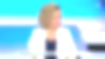 El blazer tod's es el resultado de una técnica refinada que evita la formación de pliegues de Caroline Roux en C en el aire