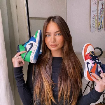 Sneakers Nike Jordan 1, Melody carried by Danae Bessin on his account Instagram @danae 