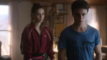 Silver Chains  worn by Samuel Garcia (Itzan Escamilla) in Elite (Season 3 Episode 5)