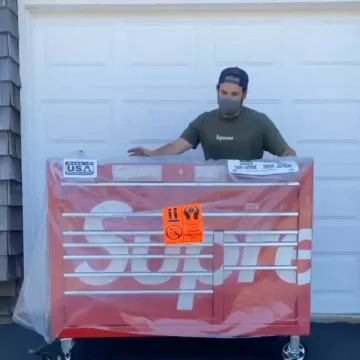 La Workstation Supreme x Mac Tools de Max Miller sur son compte Instagram @miller 