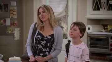 Black floral dress worn by Jennifer Cooper (Jolie Jenk­ins) in Alexa & Katie (Season 4 Episode 1)