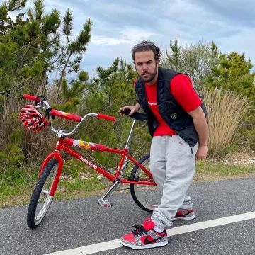 Le BMX Supreme  de Max Miller sur son compte Instagram @miller 