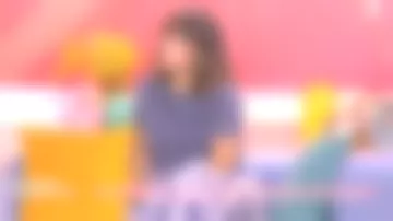 The long skirt printed cotton and silk navy Blue of Faustine Bollaert in It starts today the 13.07.2020