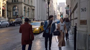 El bolso Saint Laurent de Jane Sloan (Katie Stevens) en De celles qui osent (S04E15)