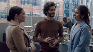 Pendientes de Peggy Li usados por Jane Sloan (Katie Stevens) en Those Who Dare (S04E15)