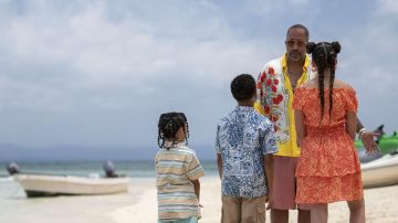 Gafas de sol usadas por Kenya Barris (Kenya Barris) en #blackAF (S01E08)