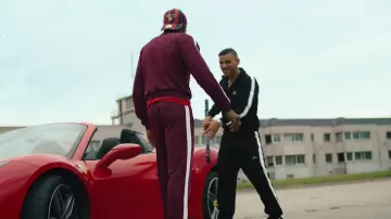 The tracksuit pants Balenciaga worn by Sofiane in the clip Zé of Zeguerre 