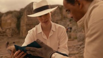 Fedora chapeau porté par Jillian Salvius (le Cochevis de Reuten) en Guerrier Nun (S01E02)