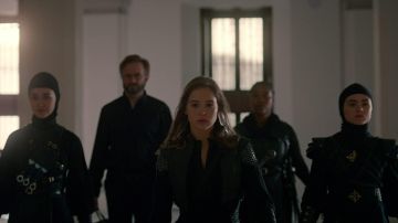 Couteaux utilisés par Sœur Béatrice (Kristina Tonteri-Jeunes) en Guerrier Nun (S01E10)