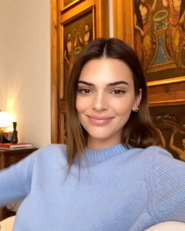 Cashmere Sweater worn by Kendall Jenner on her Instagram account @kendalljenner