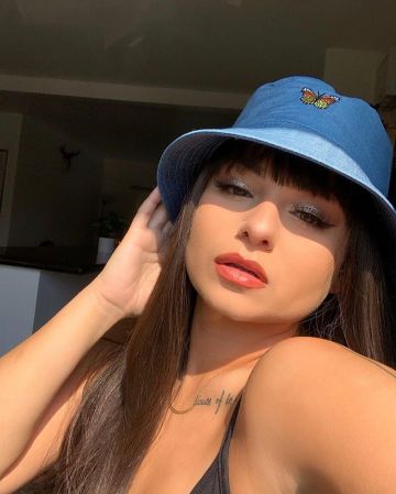 The hat bob blue jean butterfly embroidery Sammie on his account Instagram @itsssammiee