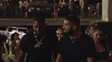 Nike black t-shirt worn by Drake in No Guidance video by Chris Brown | Spotern