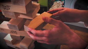 The board game Jenga to HugoPosay in the YouTube video We found the post-it !