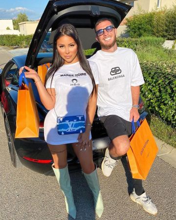 The dress t-shirt Marine Emissions scope by Maeva Ghennam on his account Instagram @maevaa.ghennam