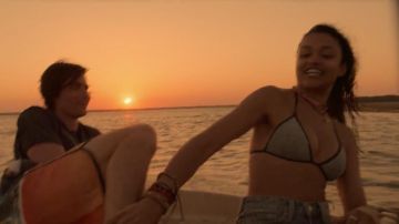 H&M Grey & Black Triangle Bikini Top worn by Kiara (Madison Bailey) in Outer Banks (S01E01)