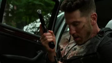 La réplique du pistolet Kimber Warrior utilisé par Franck Castle (Jon Bernthal) dans la série Marvel’s The Punisher (Saison 2 Épisode 8)