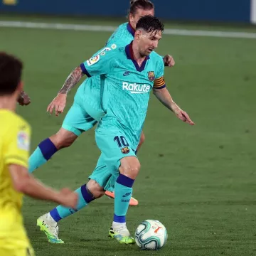 La tercera camiseta del FC Barcelona 19/20 que lució Messi en su cuenta de Instagram @leomessi 
