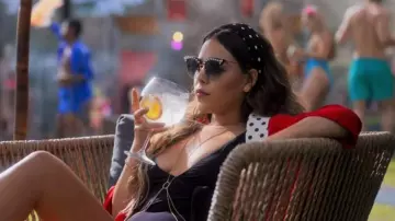 Gucci Pearl glasses worn by Lu Montesinos (Danna Paola) in Elite TV Series (Season 3)