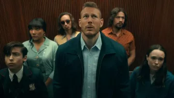 Orange shirt worn by Diego Hargreeves (David Castañeda) in The Umbrella Academy (S01E06)