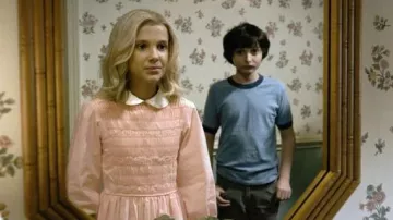 Hot Topic Réplica del vestido rosa usado por Eleven (Millie Bobby Brown) en Stranger Things (Temporada 1 Episodio 4)