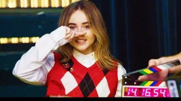 Outfits of Work It Movie: Sabrina Carpenter wears Argyle Red Crop Top to play Quinn Ackerman
