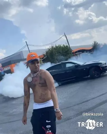 Le boxer Ralph Lauren blanc porté par Zola sur son compte Instagram @binkszola