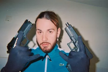 Survetement Lacoste of SCH on the account Instagram of @sch