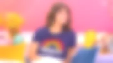 The round neck t-shirt, mesh 100% cotton Frenchie of Faustine Bollaert in It starts today the 21.08.2020