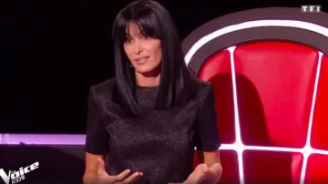 La robe en soie évasée à paillettes Saint Laurent de Jenifer dans The Voice Kids le 22.08.2020