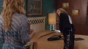 Chloe Dos Ouvert à Manches Longues Blazer porté par Moira Rose (Catherine O'Hara) dans Schitt's Creek (S04E09)