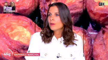 La combishort droite boutonnée ceinturée de Raphaele Marchal dans William à midi le 31.08.2020