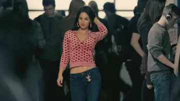 Gap Pink with Red heart Sweater worn by Jennifer (Megan Fox) in Jennifer's Body