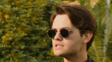 Sunglasses  worn by Caspar Van Tannen (Alex Hendrickx) as seen in Gangsterdam