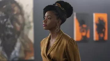 Earrings worn by Brianna Cartwright (Teyonah Parris) in Candyman