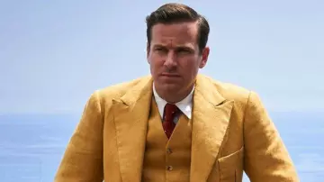 Yellow 3-piece suit worn by Maxim de Winter (Armie Hammer) in Rebecca