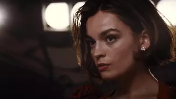 Flower Earrings worn by Jacqueline de Bellefort (Emma Mackey) in Death on the Nile