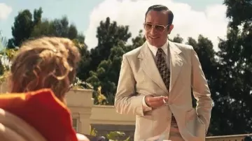 Las gafas de sol de OSS 117 (Jean Dujardin) en OSS 117: Alerta Roja en África Negra