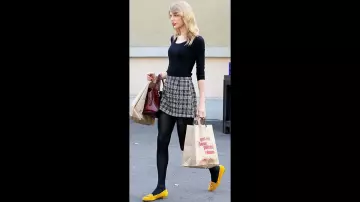 Ballerine portée par Taylor Swift dans Taylor Swift Styles Street Fashion Cool Styles Looks