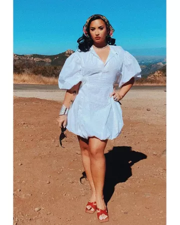 Dress worn by Demi Lovato on the account Instagram of @ddlovato