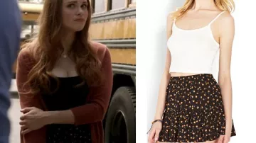 Skirt of Lydia Martin (Holland Roden) in Teen Wolf (S04E04)