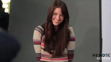 Pull portée par Melissa Benoist dans Glee Behind The Scenes Photo Shoot Video Season 4!