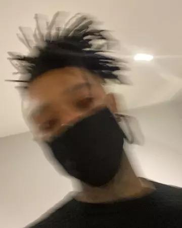Jumper worn by scarlxrd @scarlxrd