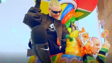 Pull Alpha Industries dans Candy Ken - Basic Bitches ft. Bainshe (Prod. Lets Go Radio)