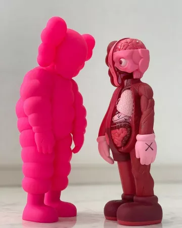 KAWS What Party Figure Pink sur le compte Instagram de @stockxcollectibles