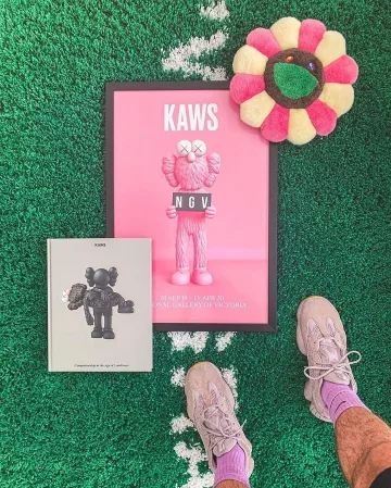 Adidas Yeezy 500 Soft Vision en la cuenta de Instagram de @stockxcollectibles