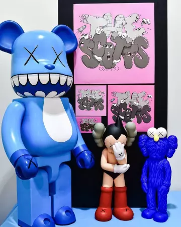 Travis Scott The Scotts KAWS Vinyl III 12 "Pink on the account  Instagram of @stockxcollectibles