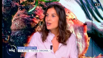 La chemise col victorien rayée en noir de Raphaele Marchal dans William à midile 01.10.2020